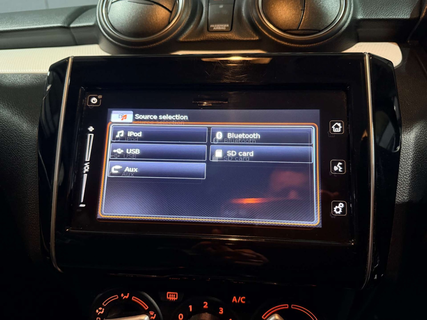 Used Suzuki Swift 2022 for sale - 77917690: Photo 18