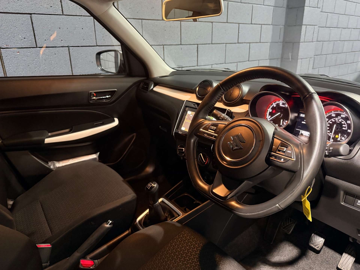 Used Suzuki Swift 2022 for sale - 77917690: Photo 28