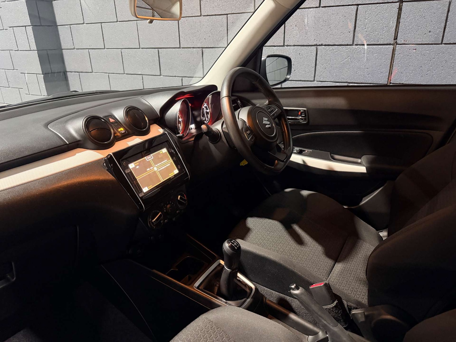 Used Suzuki Swift 2022 for sale - 77917690: Photo 36