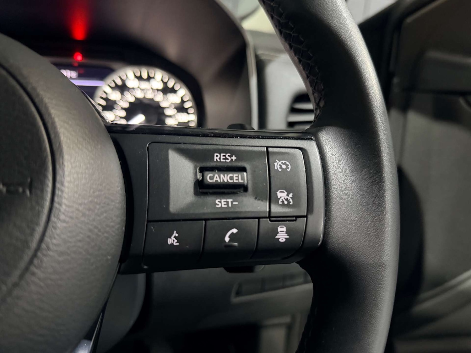 Used Nissan Qashqai 2024 for sale - 77693765: Photo 30