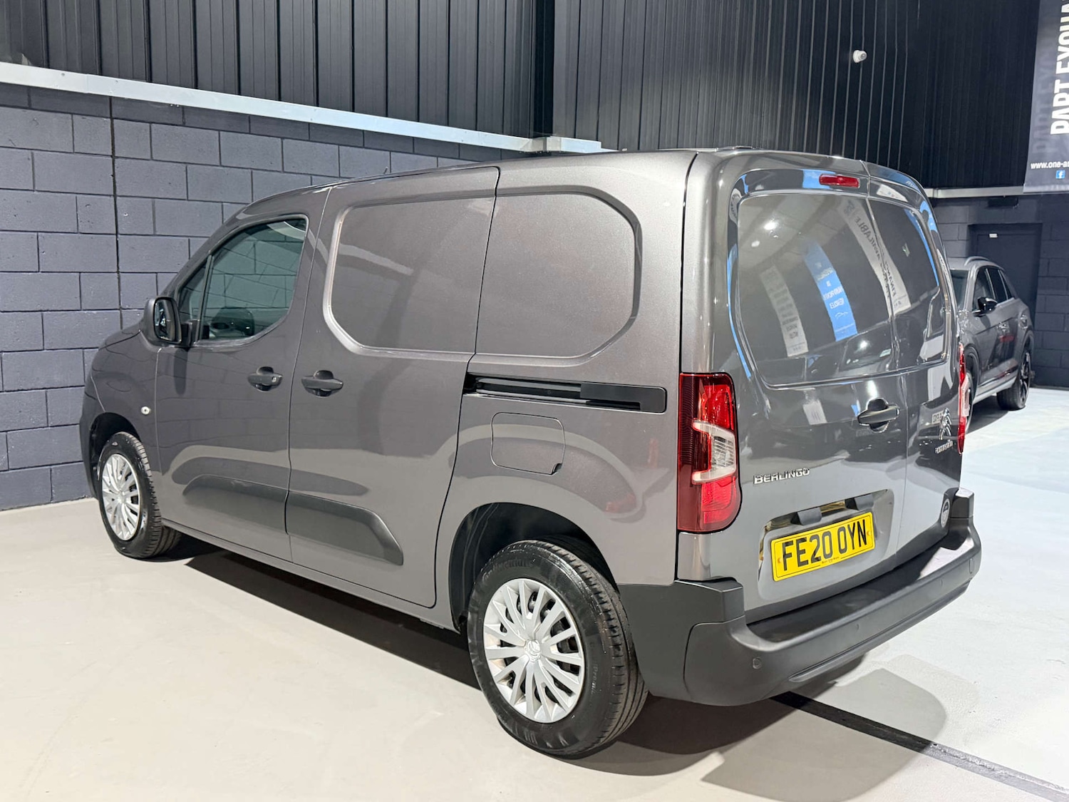 Used Citroen Berlingo 2020 for sale - 78149579: Photo 2