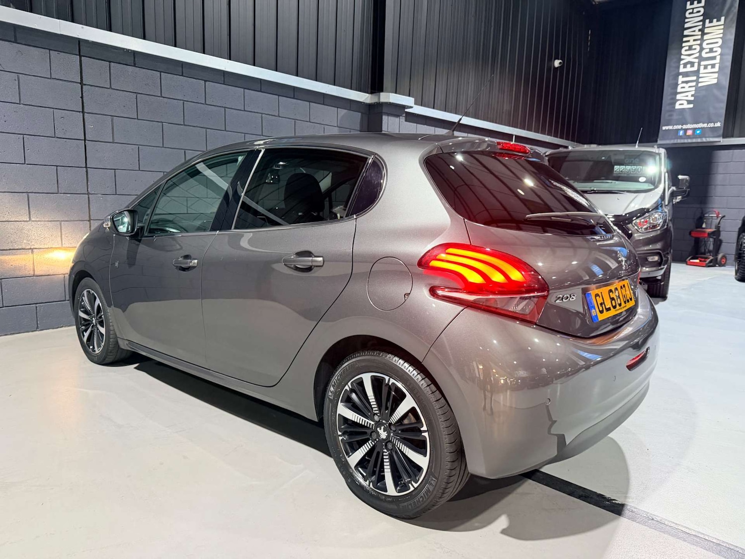 Used Peugeot 208 2018 for sale - 77836383: Photo 10