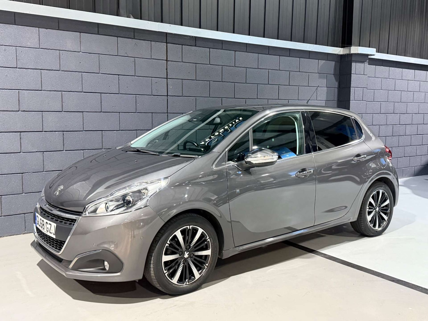 Used Peugeot 208 2018 for sale - 77836383: Photo 25