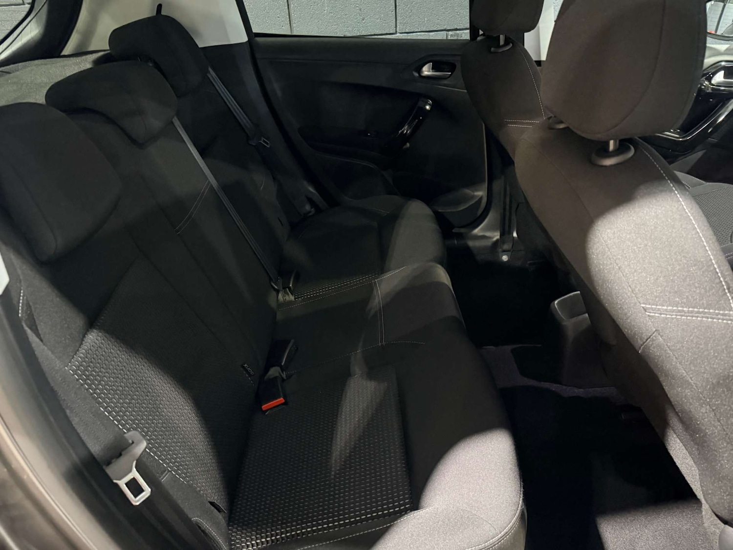 Used Peugeot 208 2018 for sale - 77836383: Photo 31