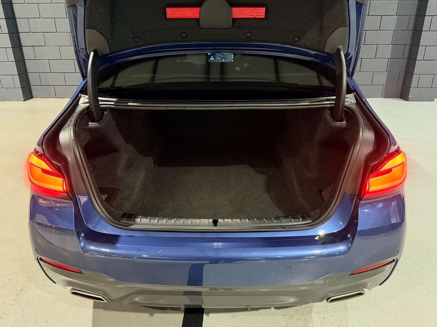 Used BMW 5 Series 2021 for sale - 77693705: Photo 42