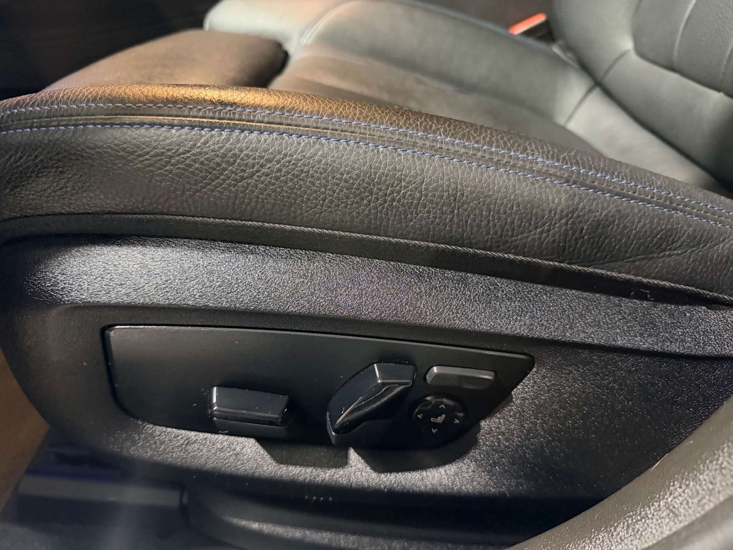 Used BMW 5 Series 2021 for sale - 77693705: Photo 65