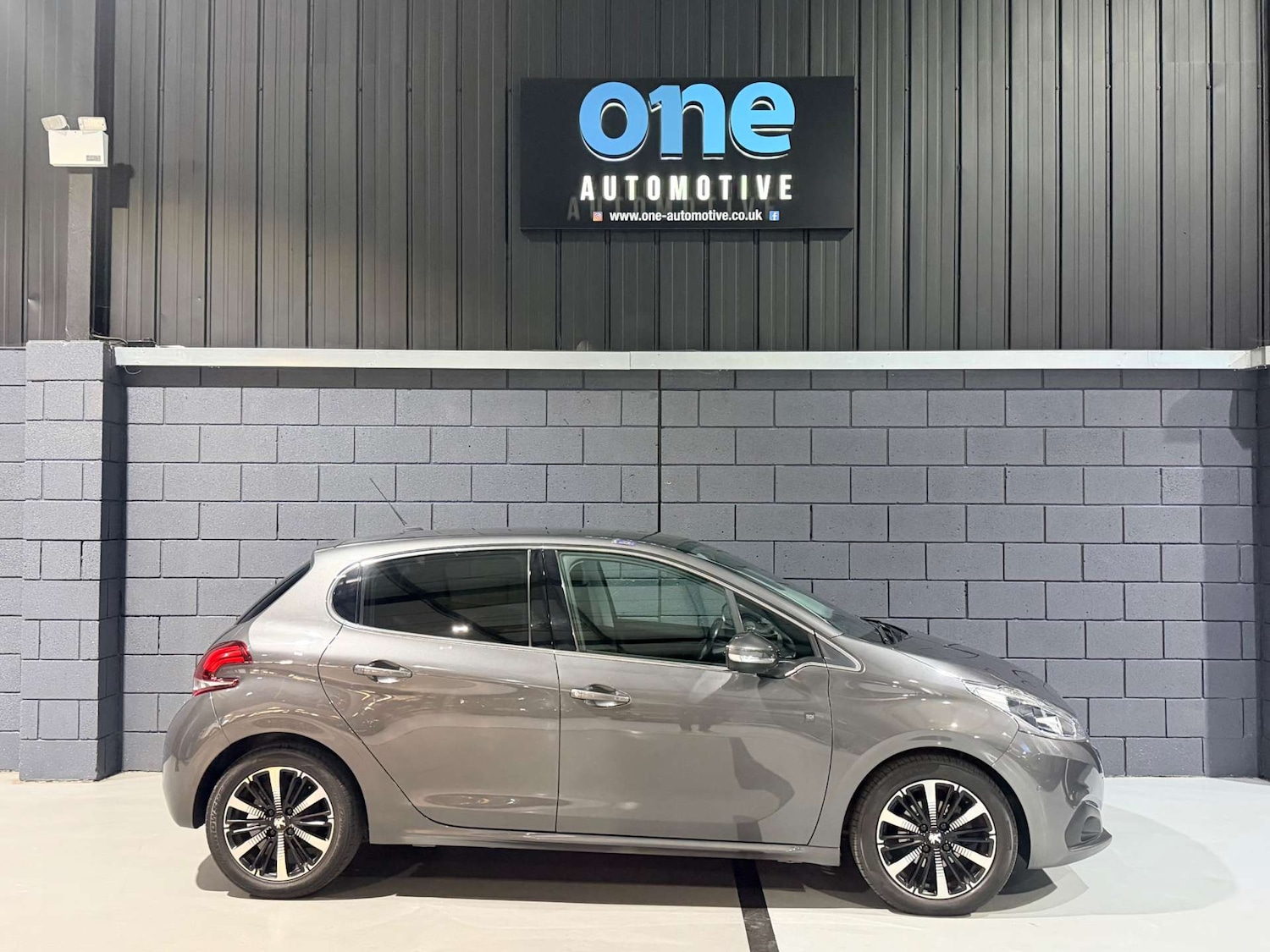 Used Peugeot 208 2019 for sale - 78201124: Photo 14