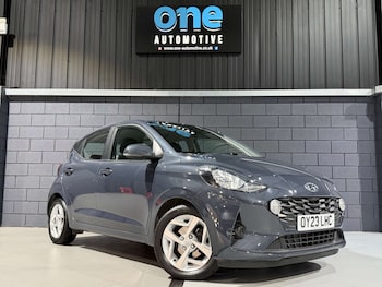 Used Hyundai i10 2023 for sale - 79020892: Photo