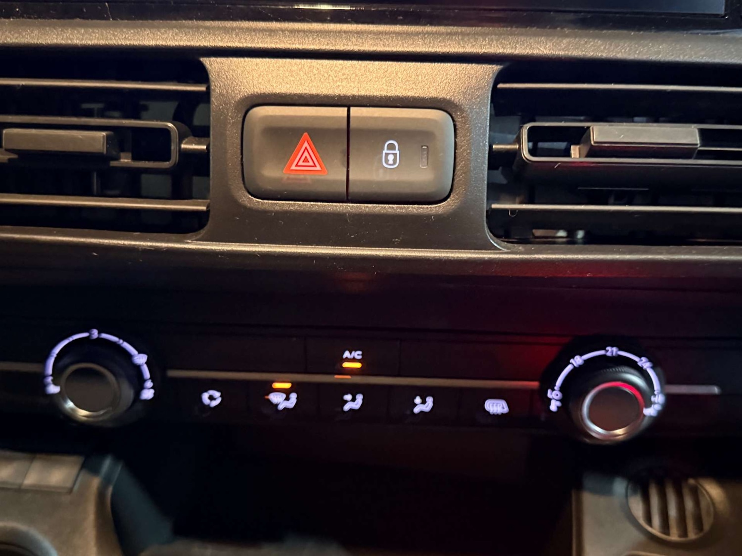 Used Peugeot Partner 2021 for sale - 77544966: Photo 20