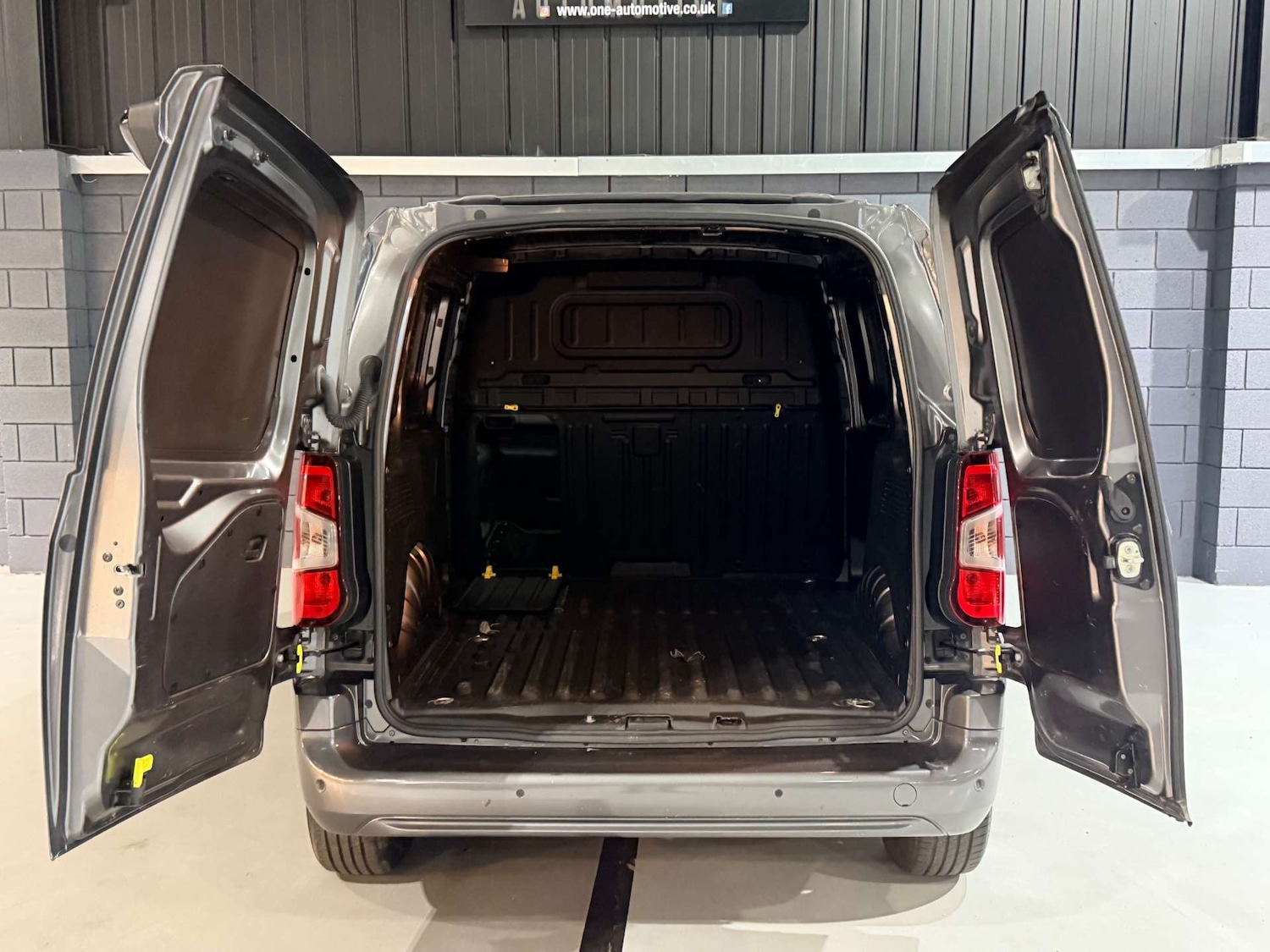 Used Peugeot Partner 2021 for sale - 77544966: Photo 25