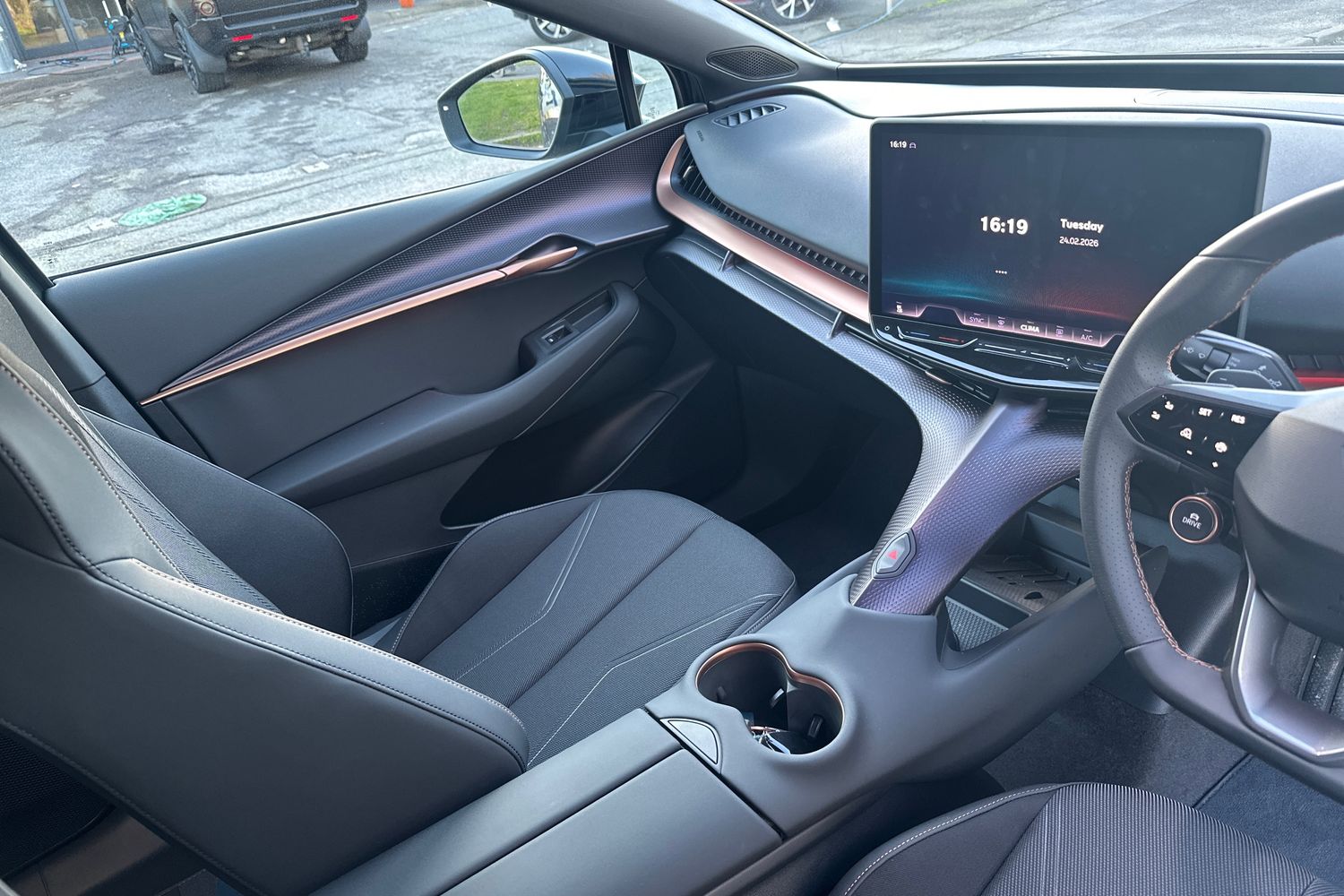 Used Cupra Tavascan 2025 for sale - 77687210: Photo 17