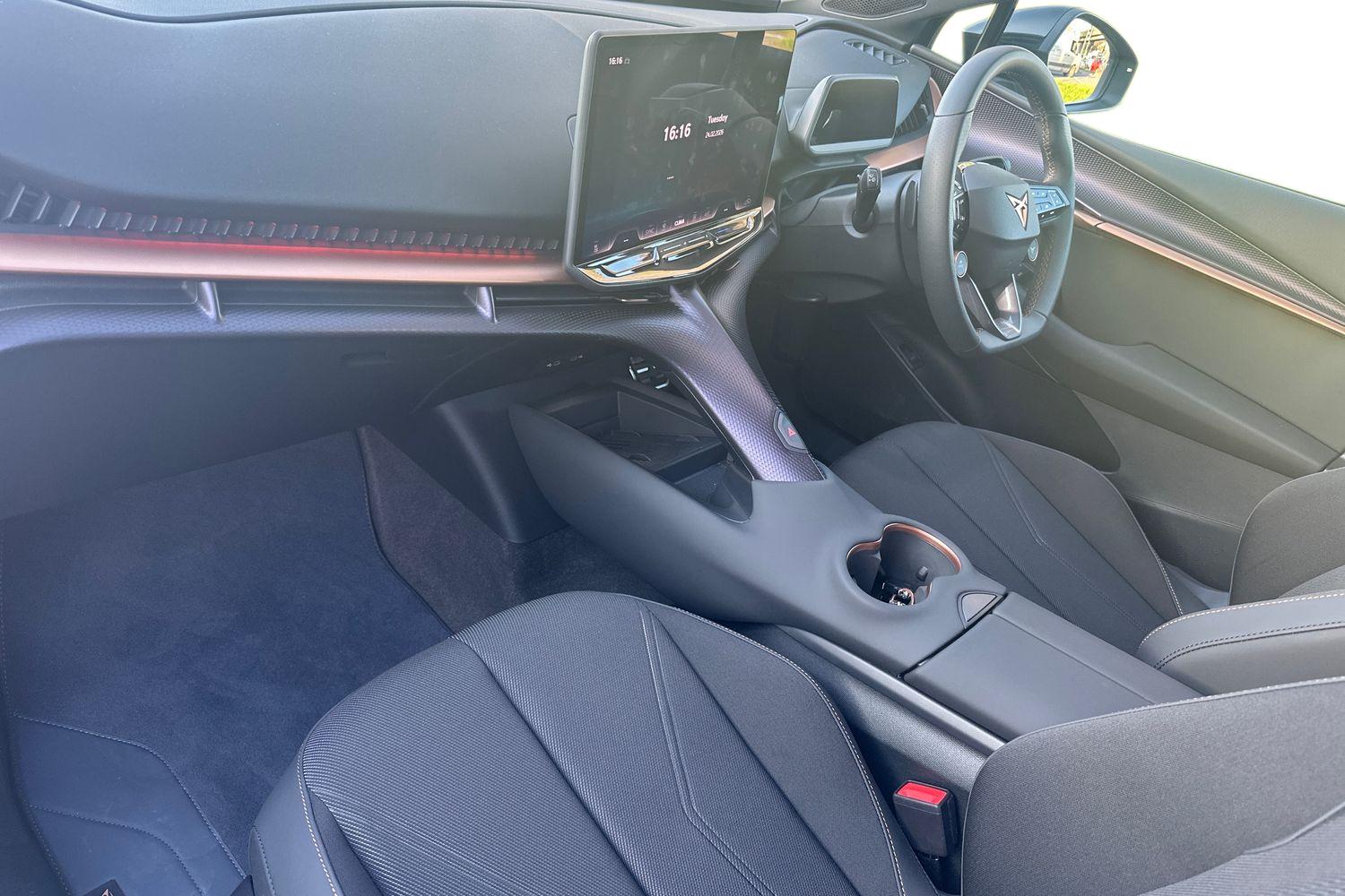 Used Cupra Tavascan 2025 for sale - 77687210: Photo 2