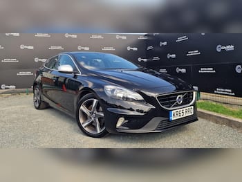 Used Volvo V40 2015 for sale - 79634206: Photo