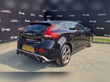 Used Volvo V40 2015 for sale - 79634206: Photo