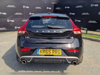 Used Volvo V40 2015 for sale - 79634206: Photo