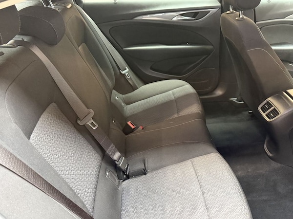 Used Vauxhall Insignia 2018 for sale - 76235595: Photo 18