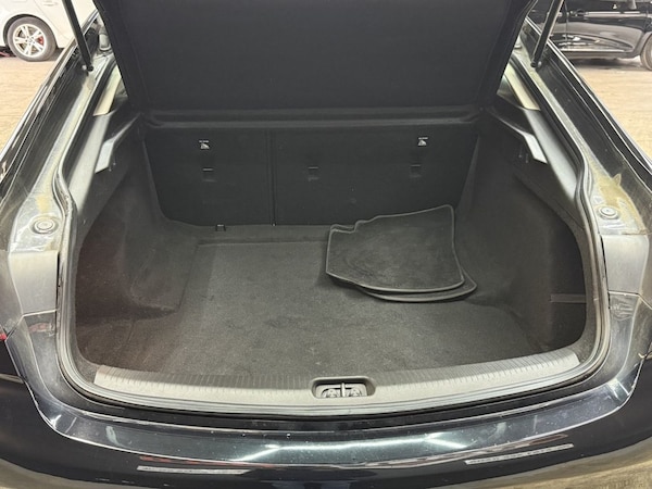 Used Vauxhall Insignia 2018 for sale - 76235595: Photo 25