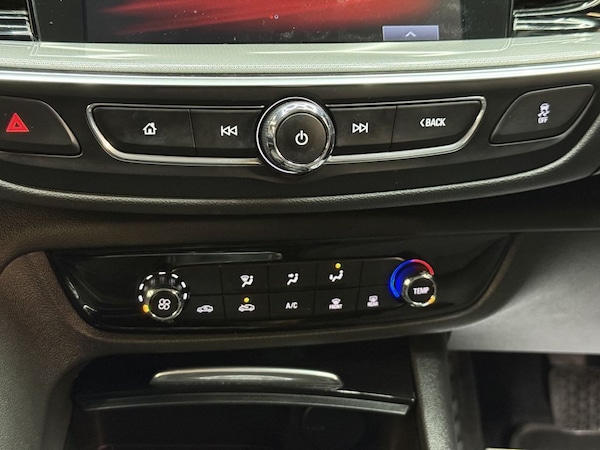 Used Vauxhall Insignia 2018 for sale - 76235595: Photo 30
