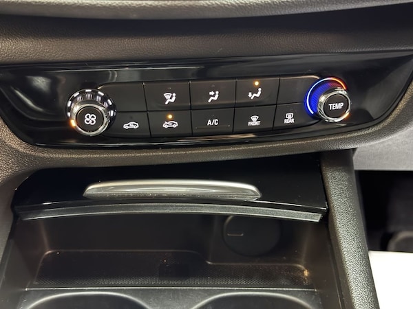 Used Vauxhall Insignia 2018 for sale - 76235595: Photo 31