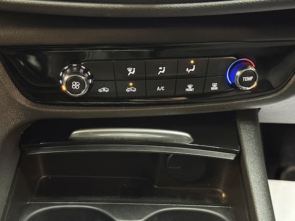 Used Vauxhall Insignia 2018 for sale - 76235595: Photo 32
