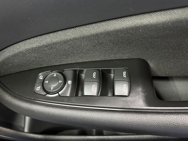 Used Vauxhall Insignia 2018 for sale - 76235595: Photo 41