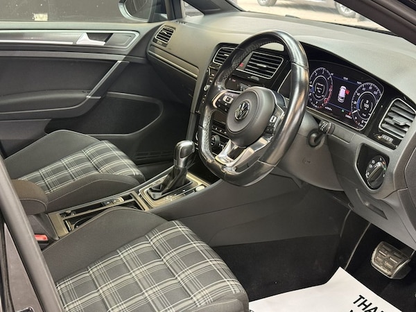 Used Volkswagen Golf 2019 for sale - 76216805: Photo 18