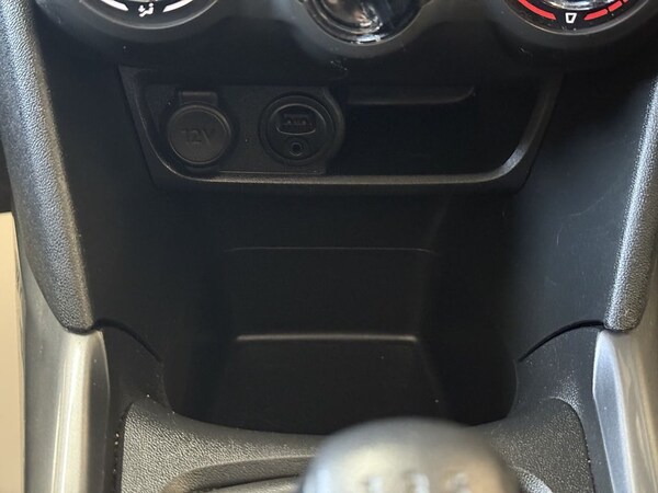 Used Peugeot 2008 2016 for sale - 74830606: Photo 38