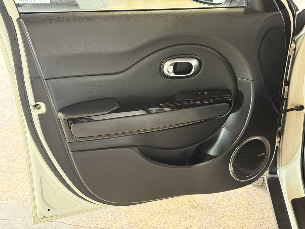 Used Kia Soul 2015 for sale - 76642324: Photo 38