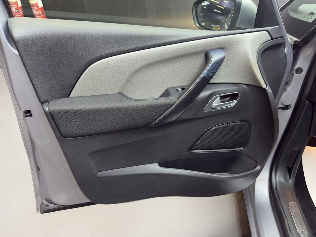 Used Citroen C4 Grand Picasso 2017 for sale - 76434439: Photo 28