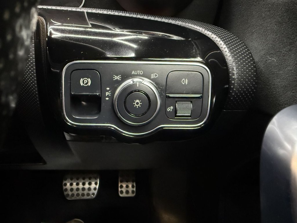 Used Mercedes-Benz A-Class 2018 for sale - 76509828: Photo 25