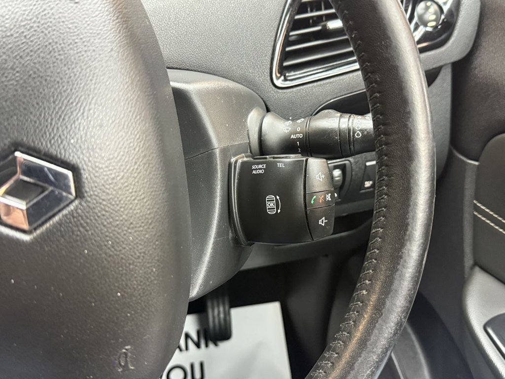 Used Renault Scenic 2015 for sale - 76395683: Photo 35