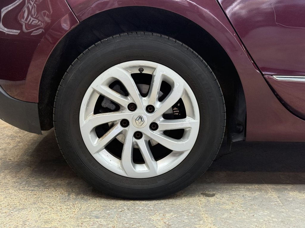 Used Renault Scenic 2015 for sale - 76395683: Photo 39