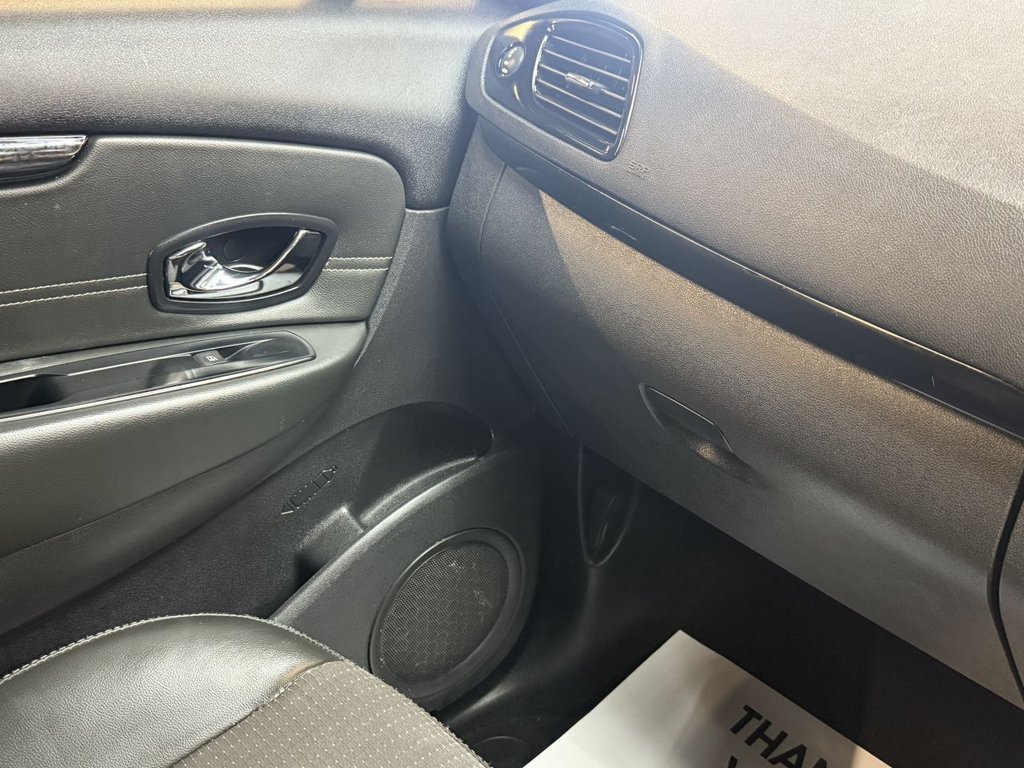 Used Renault Scenic 2015 for sale - 76395683: Photo 40