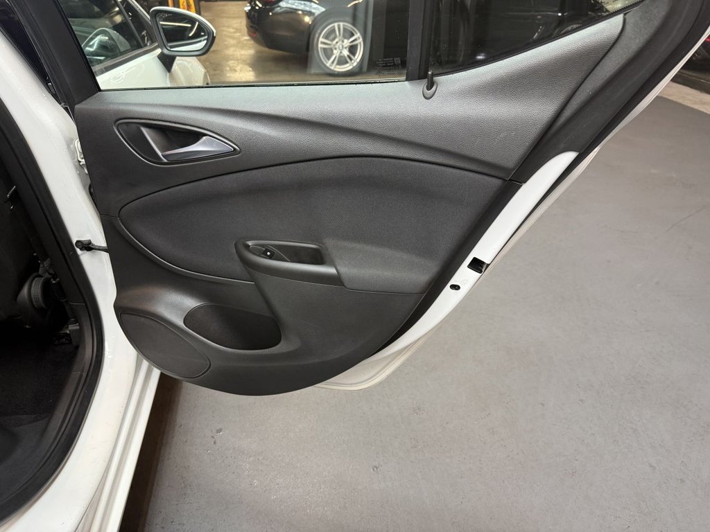 Used Vauxhall Astra 2016 for sale - 76900312: Photo 24