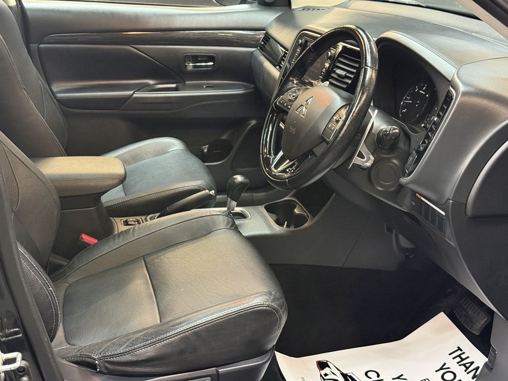 Used Mitsubishi Outlander 2016 for sale - 76520570: Photo 15