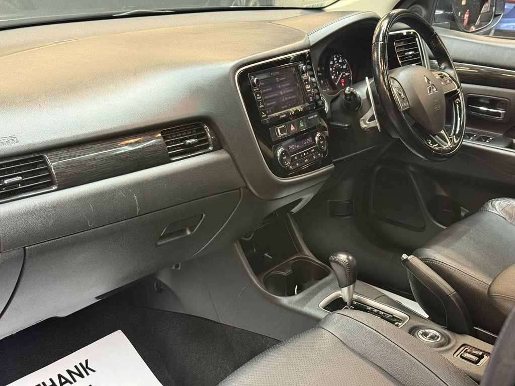 Used Mitsubishi Outlander 2016 for sale - 76520570: Photo 16