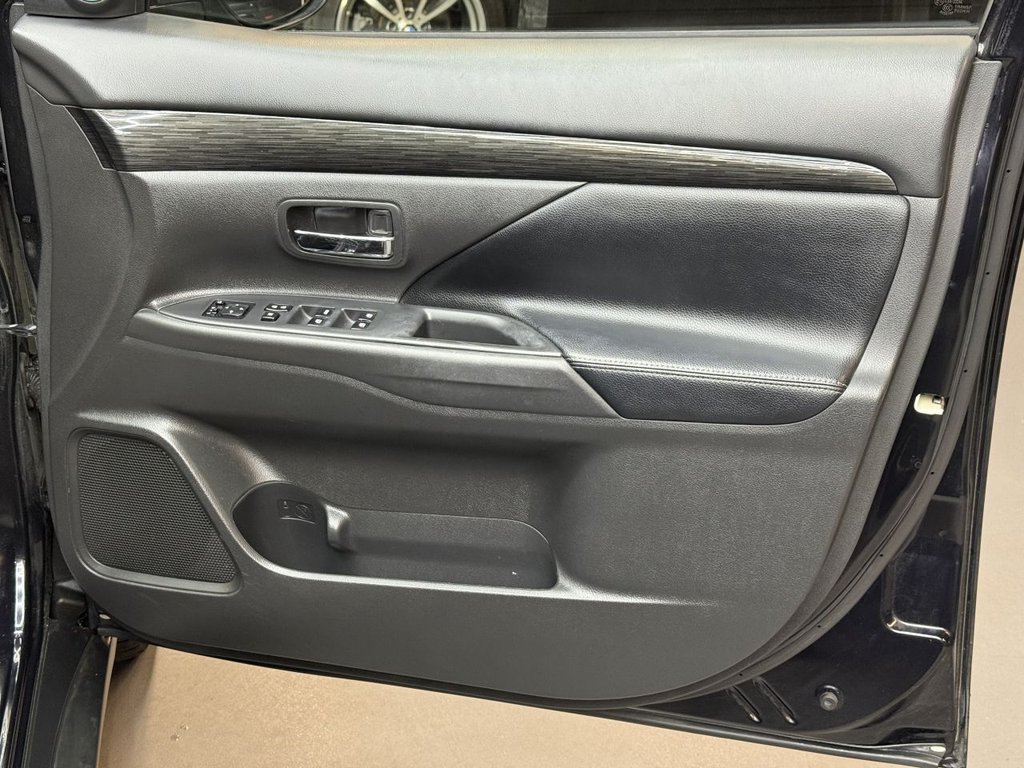 Used Mitsubishi Outlander 2016 for sale - 76520570: Photo 19