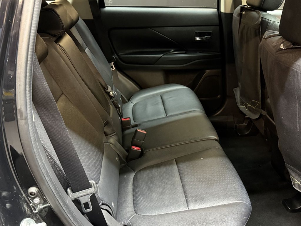 Used Mitsubishi Outlander 2016 for sale - 76520570: Photo 20