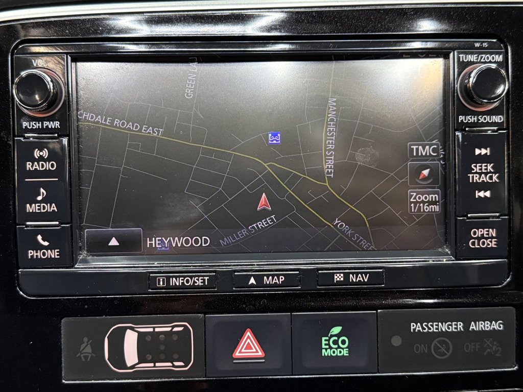 Used Mitsubishi Outlander 2016 for sale - 76520570: Photo 28