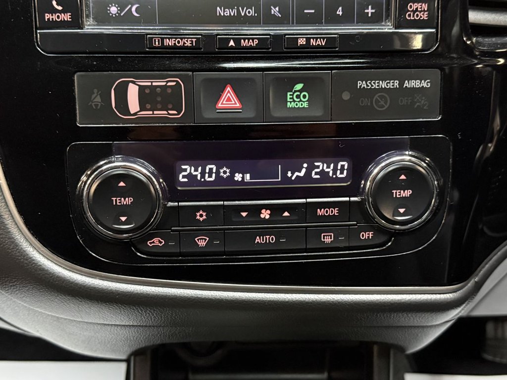 Used Mitsubishi Outlander 2016 for sale - 76520570: Photo 30