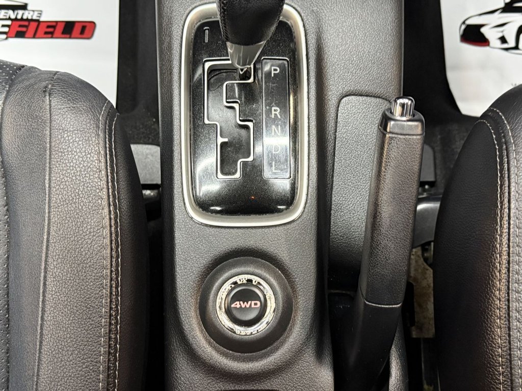 Used Mitsubishi Outlander 2016 for sale - 76520570: Photo 34