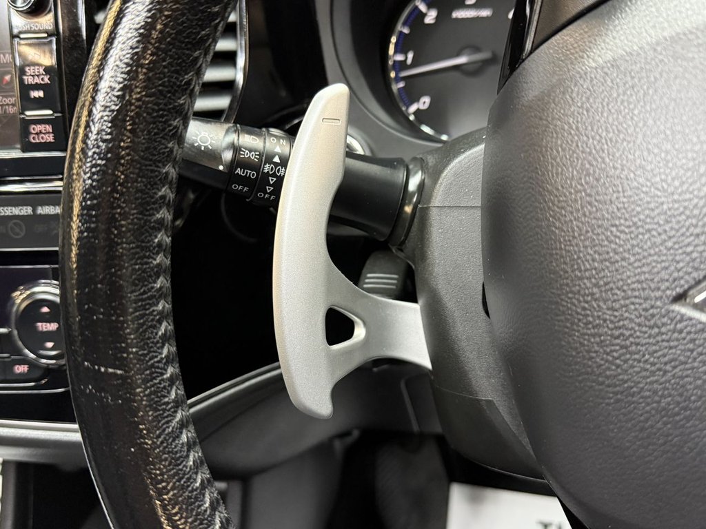 Used Mitsubishi Outlander 2016 for sale - 76520570: Photo 38
