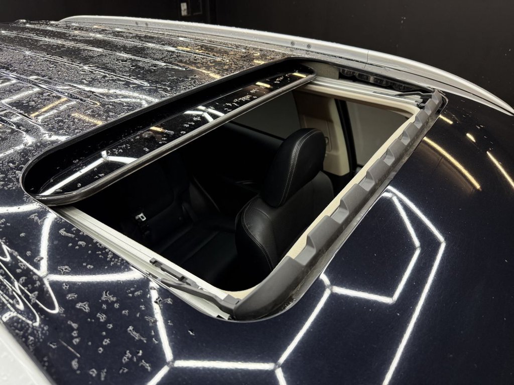 Used Mitsubishi Outlander 2016 for sale - 76520570: Photo 43