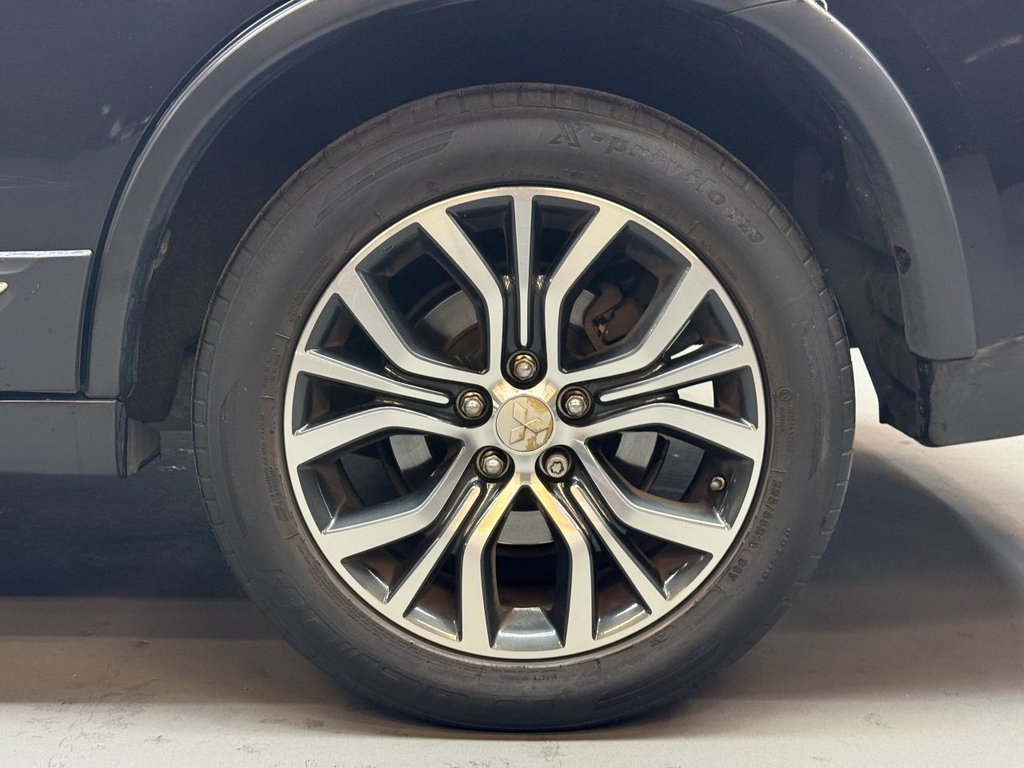 Used Mitsubishi Outlander 2016 for sale - 76520570: Photo 48