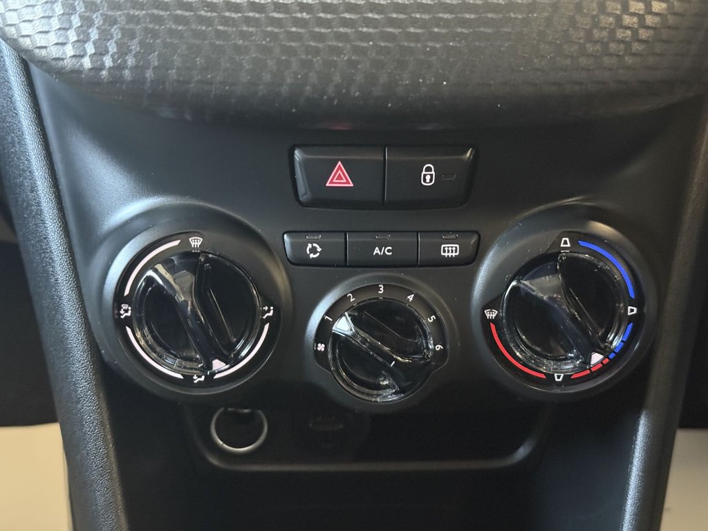 Used Peugeot 2008 2016 for sale - 76851040: Photo 39