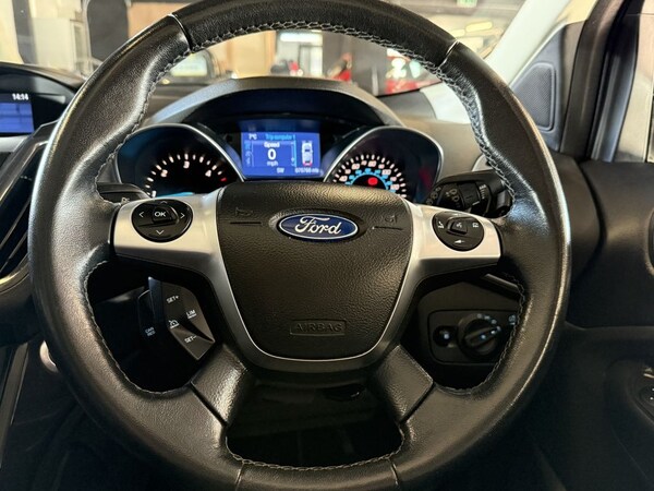 Used Ford Kuga 2015 for sale - 74830617: Photo 14