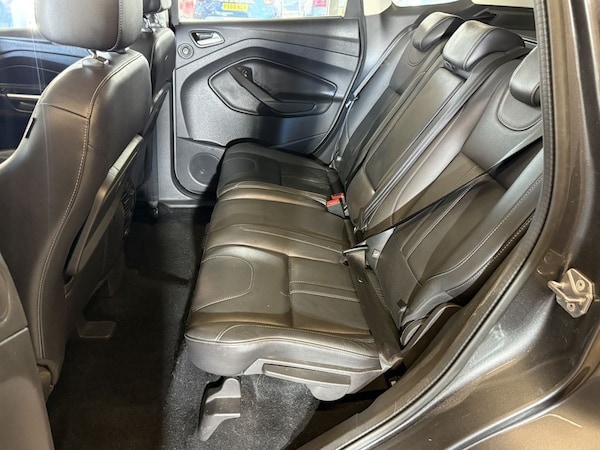 Used Ford Kuga 2015 for sale - 74830617: Photo 32