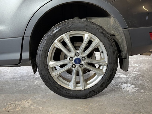Used Ford Kuga 2015 for sale - 74830617: Photo 43