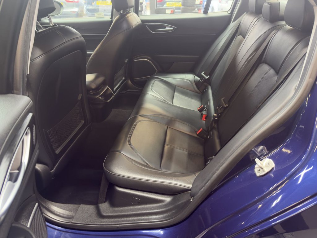 Used Alfa Romeo Giulia 2017 for sale - 76417651: Photo 32