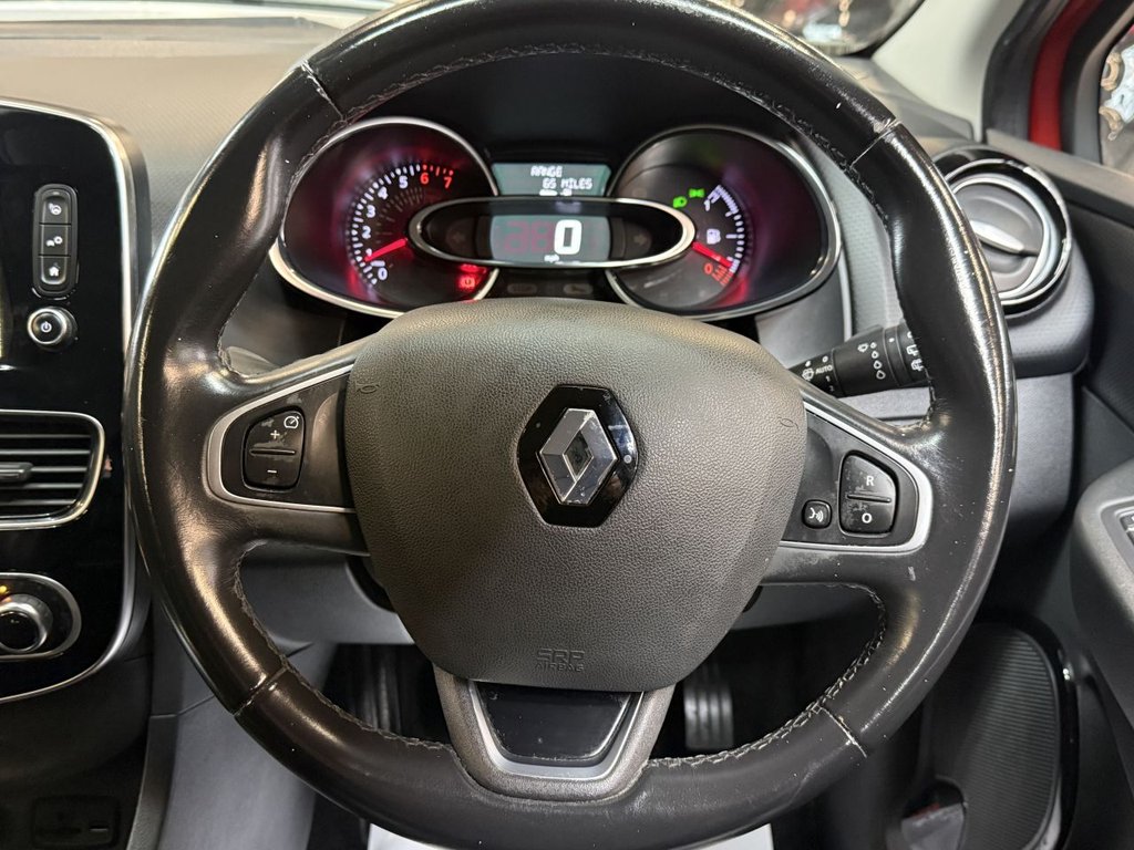 Used Renault Clio 2017 for sale - 76851050: Photo 13